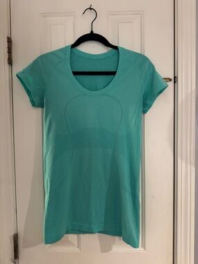 lululemon athletica Short-Sleeve Performance Tee in Aqua Teal